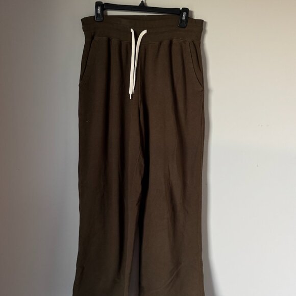 Buck Mason Vintage Interloop Wide Leg Sweatpant - Olive Green - Picture 2 of 3
